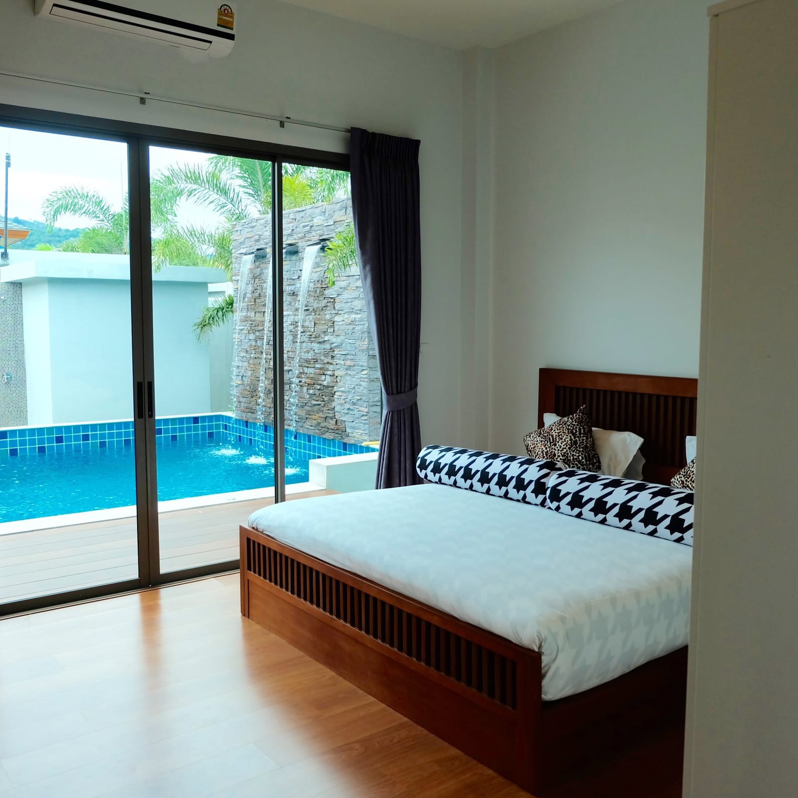 2-Bed Pool Villa for Rent — Rawai 6