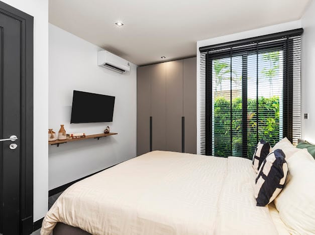 4-Bedroom Pool Villa — Rawai 22
