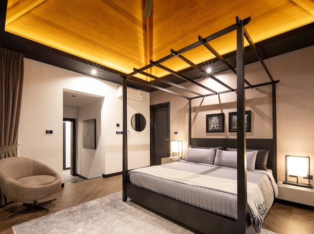 4-Bedroom Pool Villa — Rawai 37