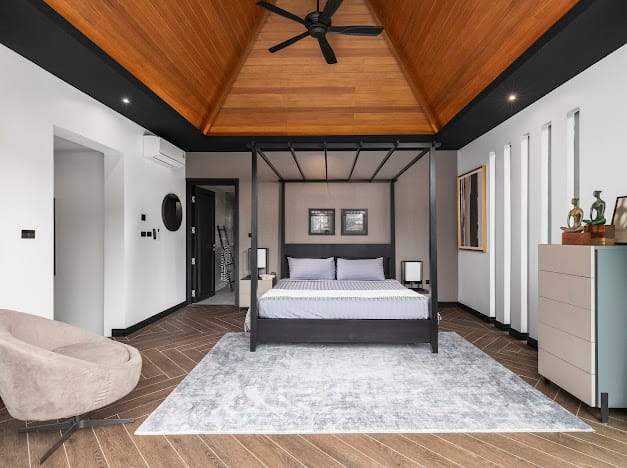 4-Bedroom Pool Villa — Rawai 9