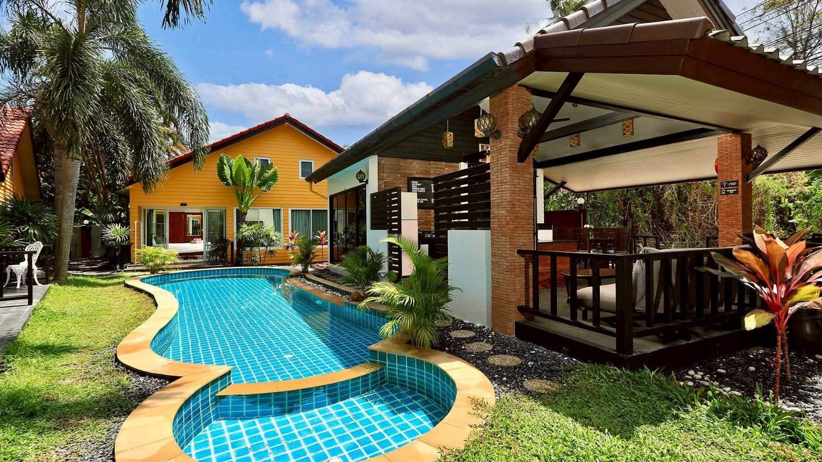 Boutique Resort and Pool Villa — Nai Harn 4