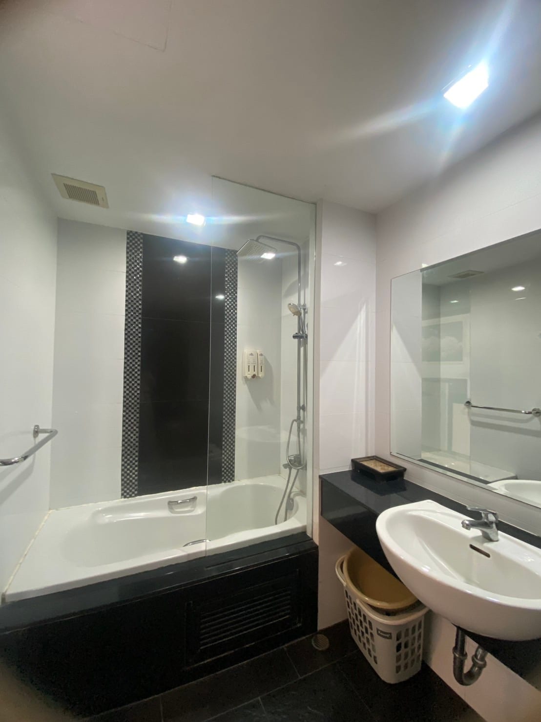 1-Bedroom Condo for Sale in Rawai, Phuket — interior view