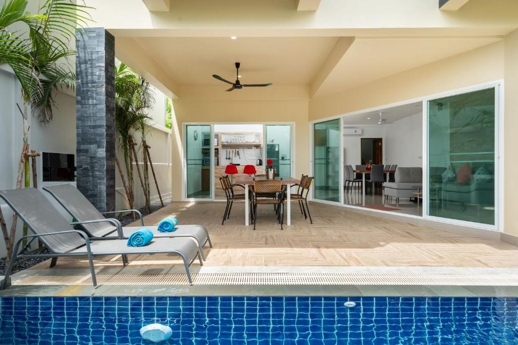 Pool Villa for Short-Term Rental — Rawai / Nai Harn 12