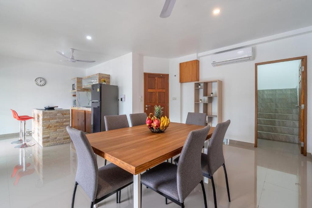 Pool Villa for Short-Term Rental — Rawai / Nai Harn 13