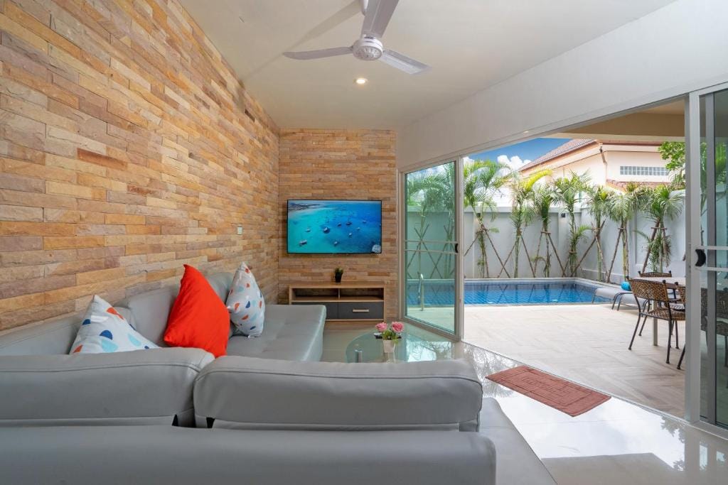 Pool Villa for Short-Term Rental — Rawai / Nai Harn 14