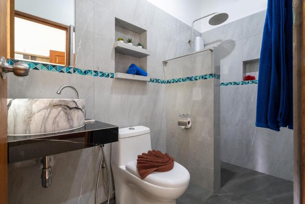 Pool Villa for Short-Term Rental — Rawai / Nai Harn 17