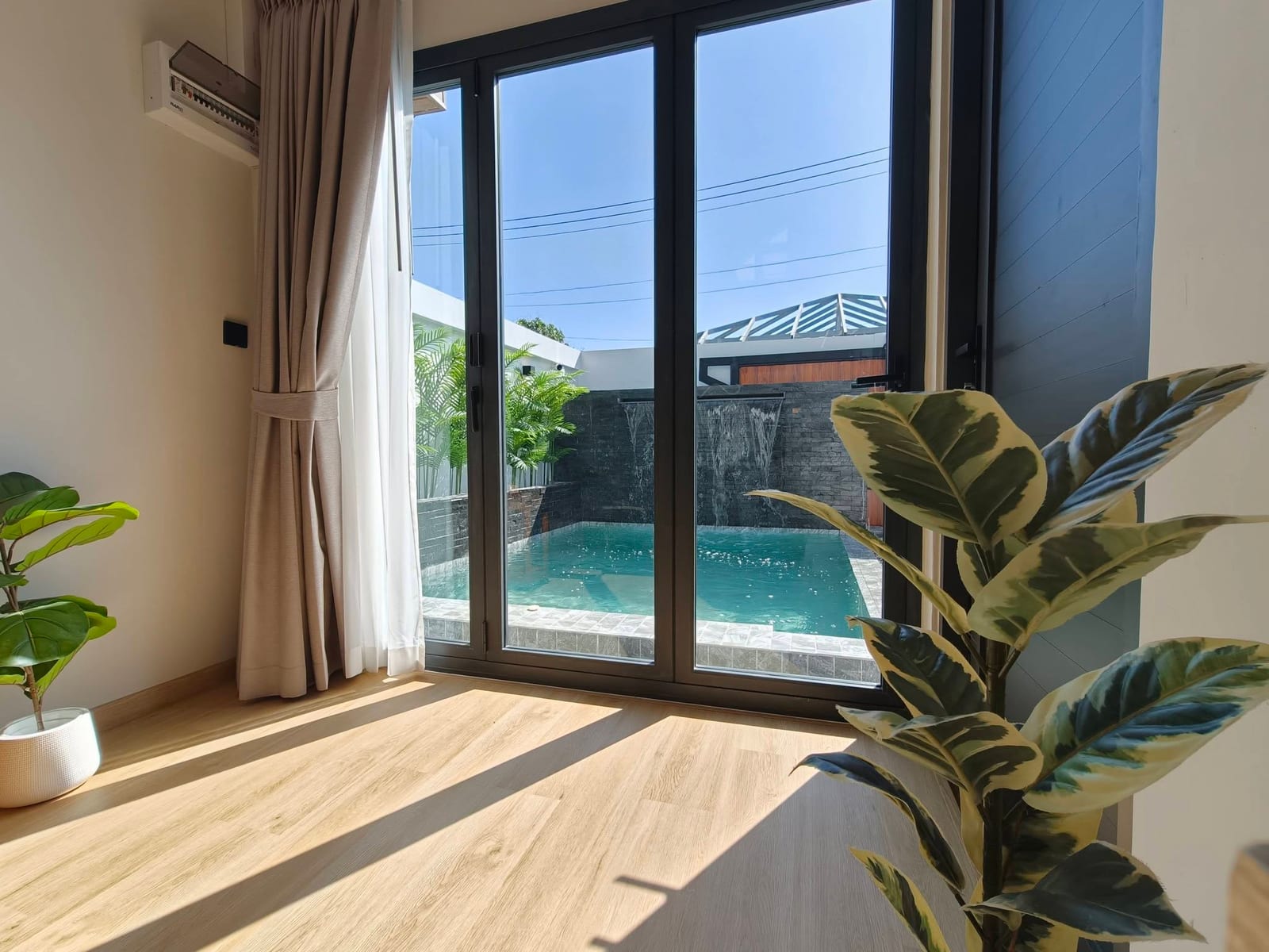 1-Bedroom Villa for Sale in Rawai, Phuket — interior view