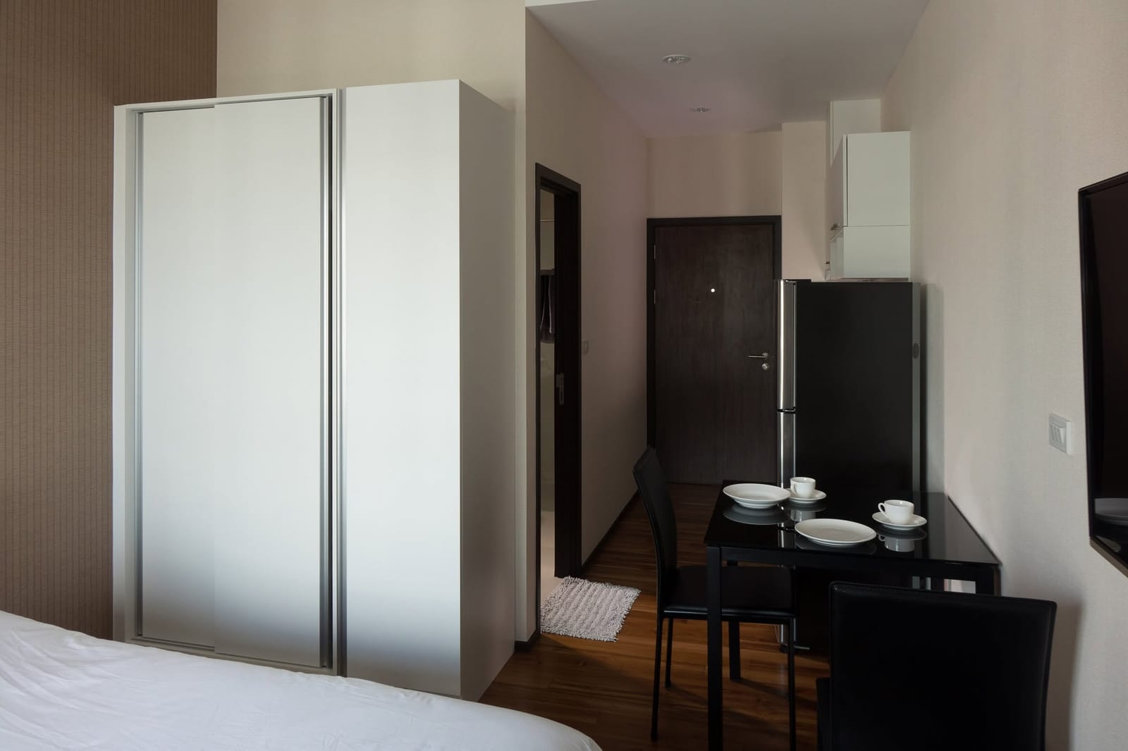 1-Bedroom Condominium for Rent in Rawai, Phuket — interior view