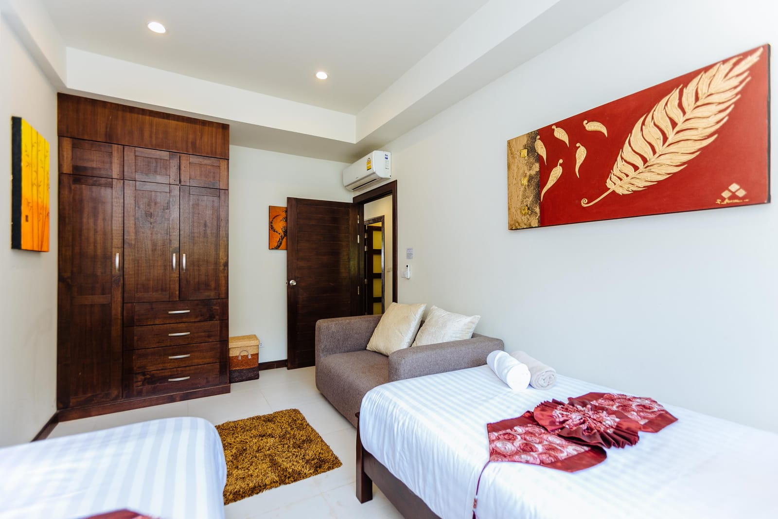 4-Bedroom Townhouse — Nai Harn 33