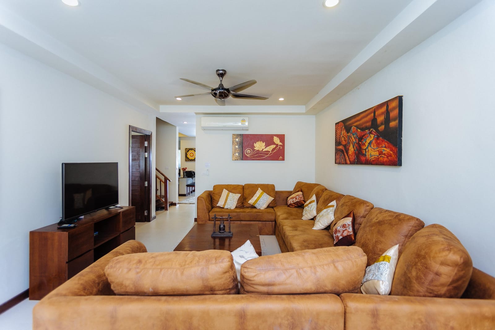 4-Bedroom Townhouse — Nai Harn 63