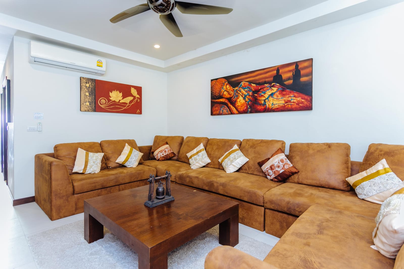 4-Bedroom Townhouse — Nai Harn 37