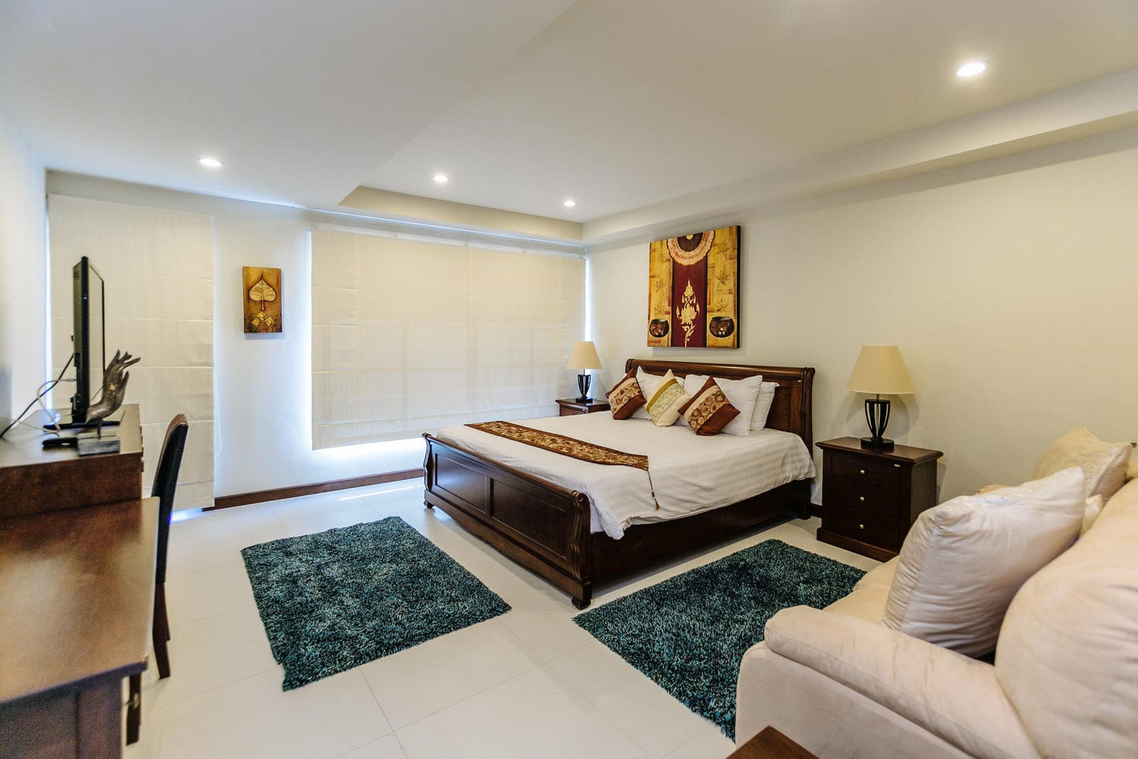 4-Bedroom Townhouse — Nai Harn 38