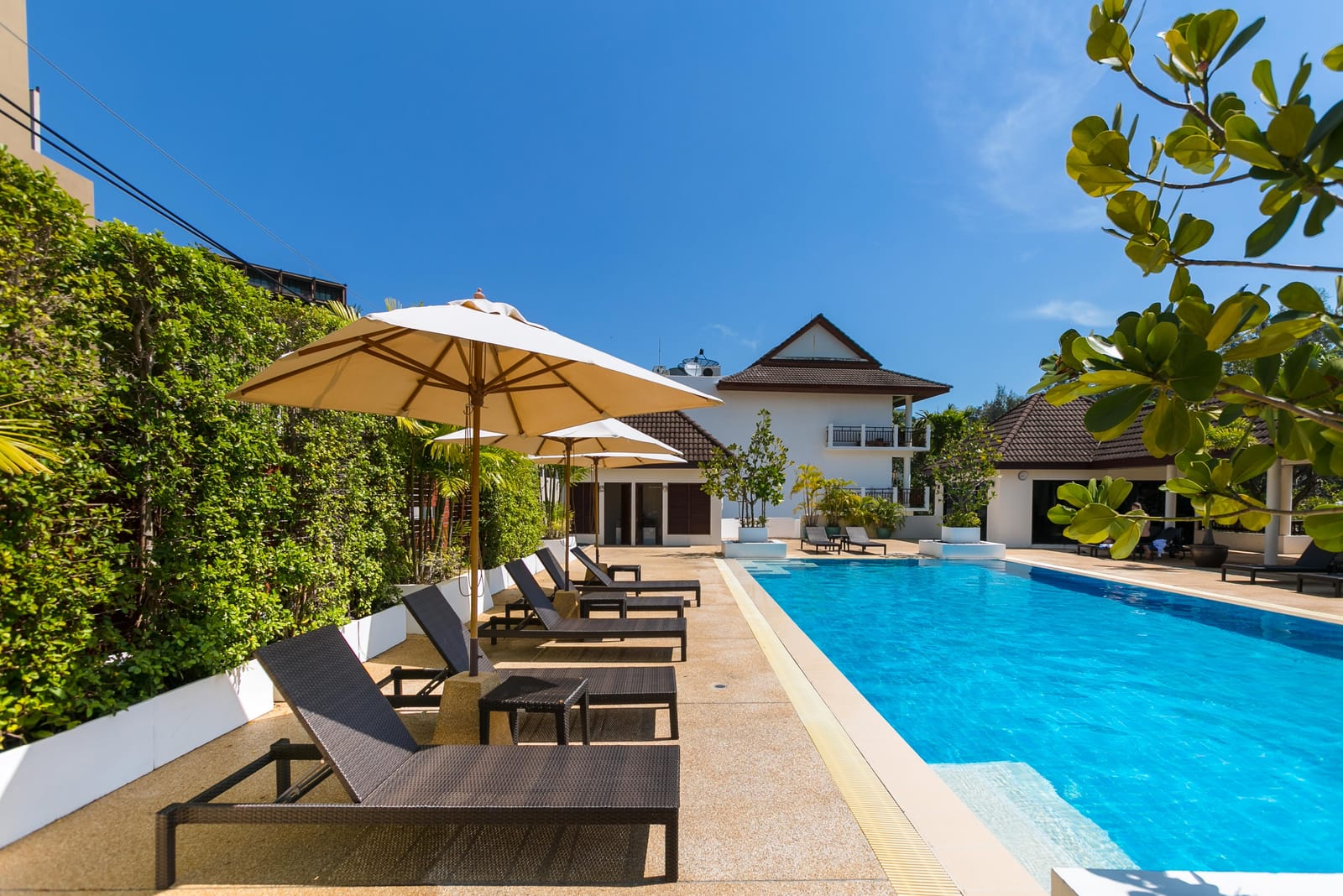 4-Bedroom Townhouse — Nai Harn 53