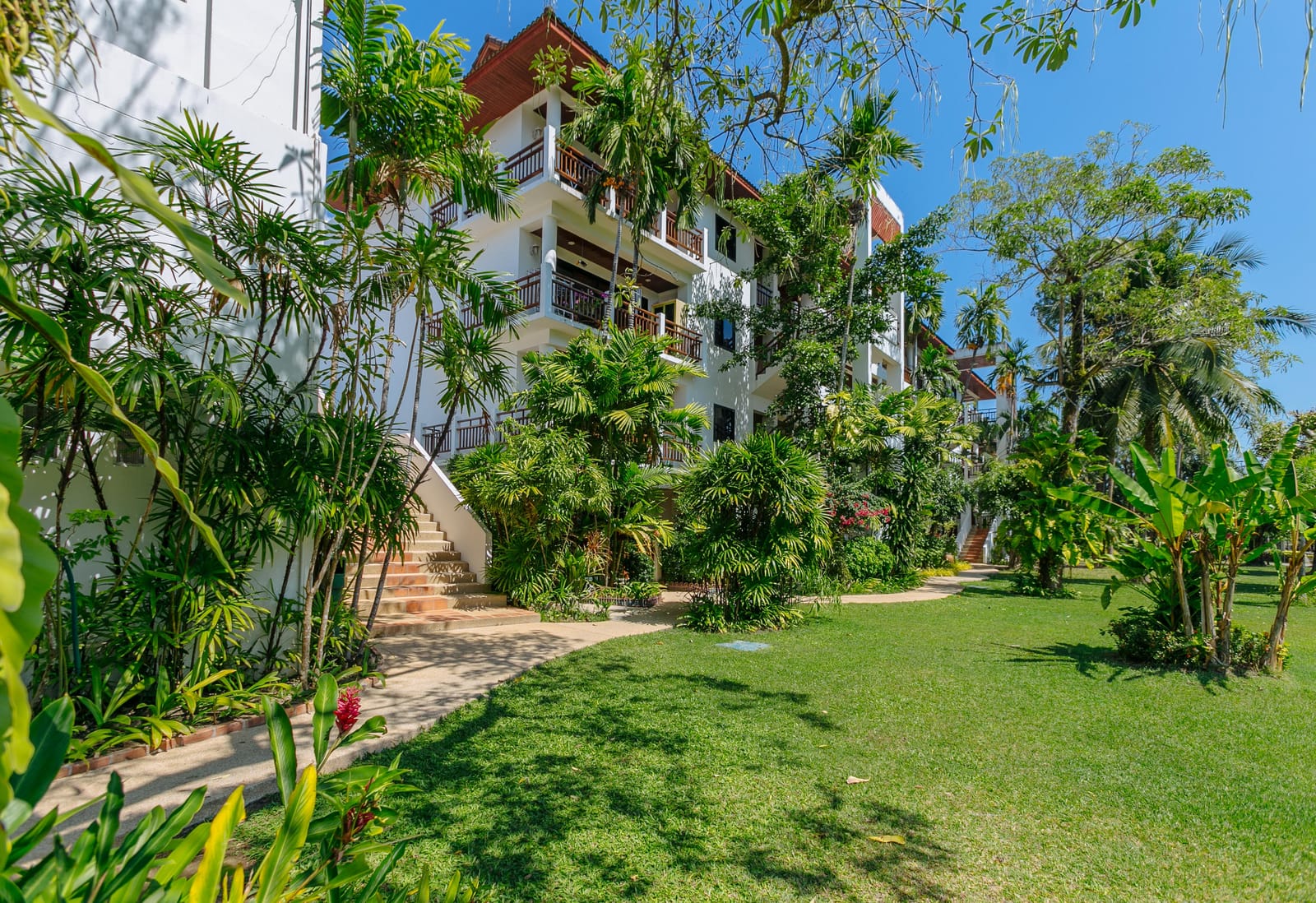 4-Bedroom Townhouse — Nai Harn 62