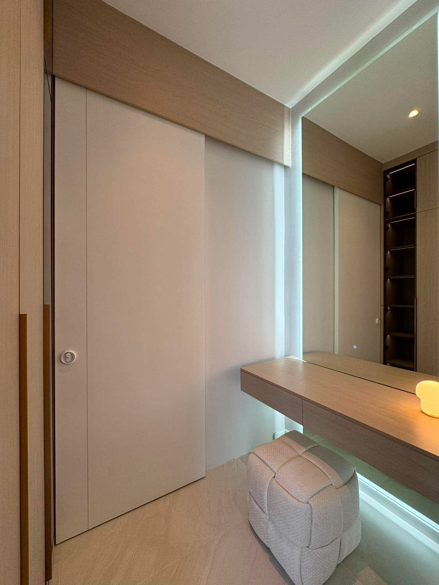 New Modern Pool Villa — Saiyuan, Rawai