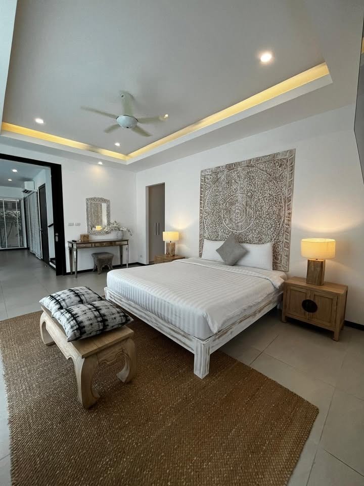 Five-Bedroom Luxury Pool Villa — Rawai 15