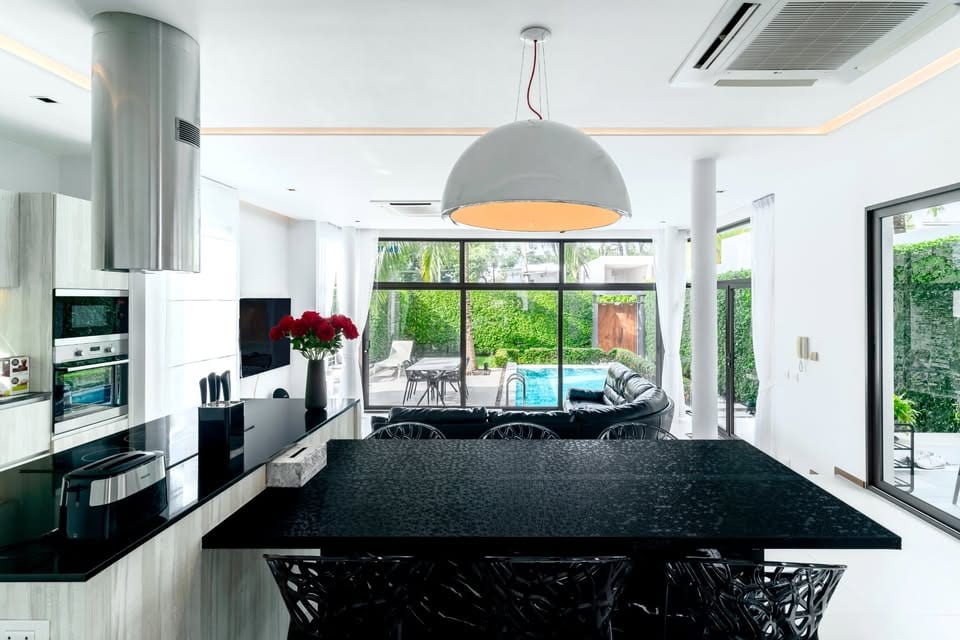 European-Standard Hillside Pool Villa — Saiyuan, Rawai 9