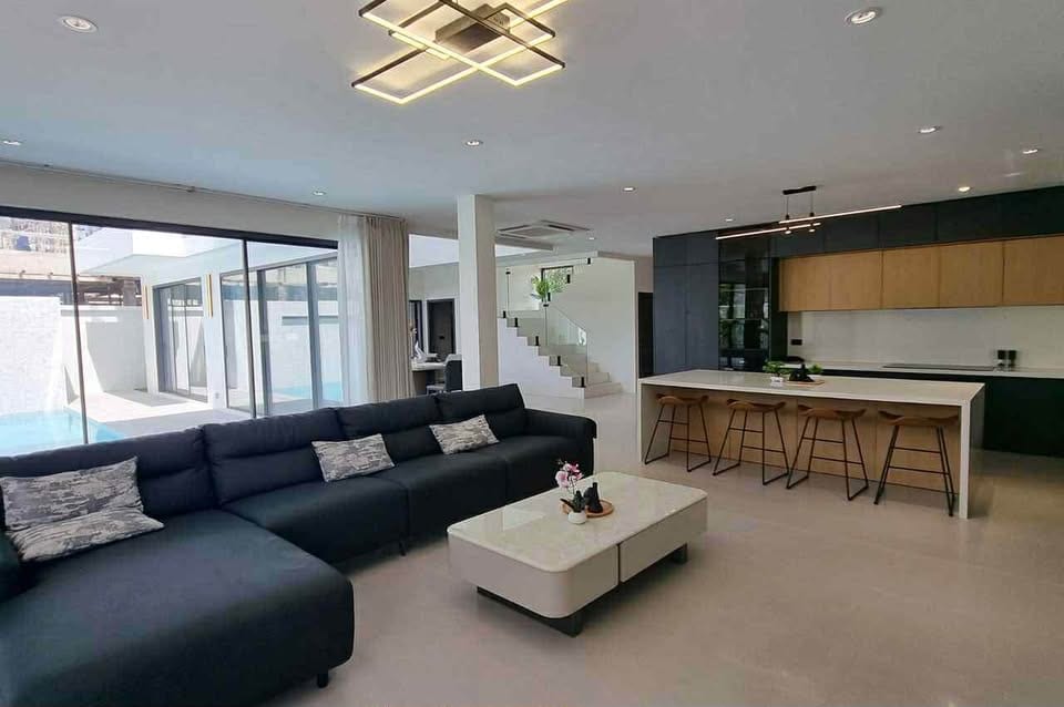 New Four-Bedroom Pool Villa — Nai Harn, Rawai 5