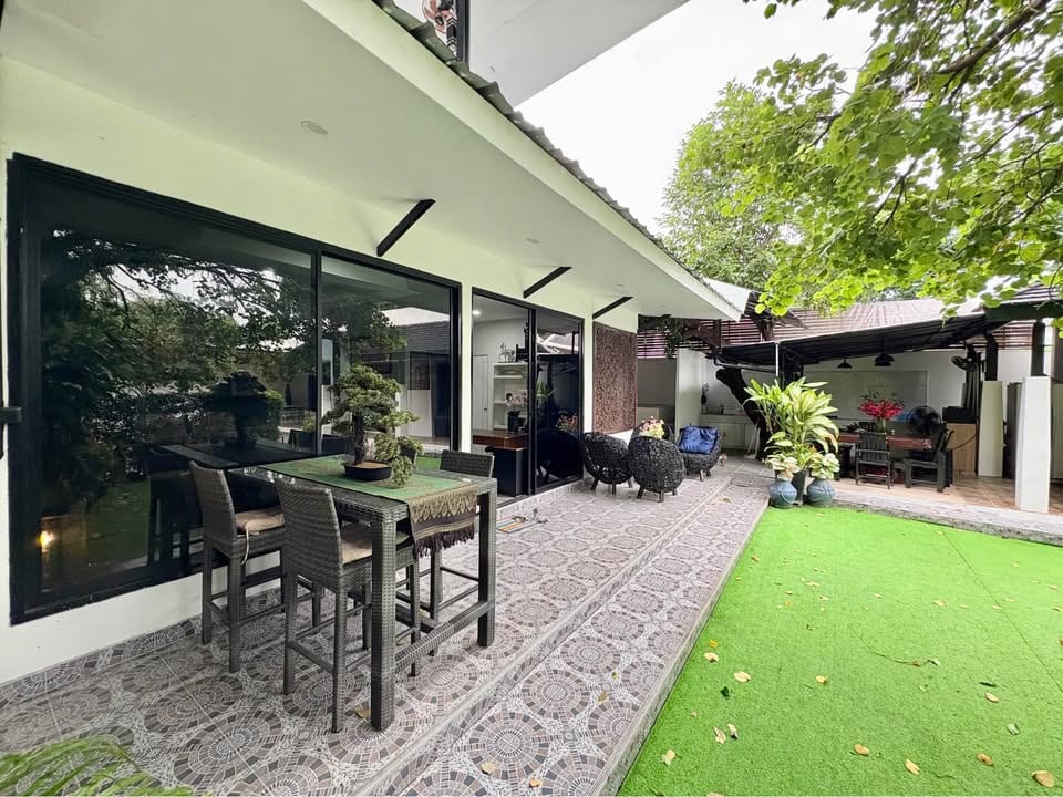 Two-Bedroom Private Villa for Short-Term Rent — Rawai 8
