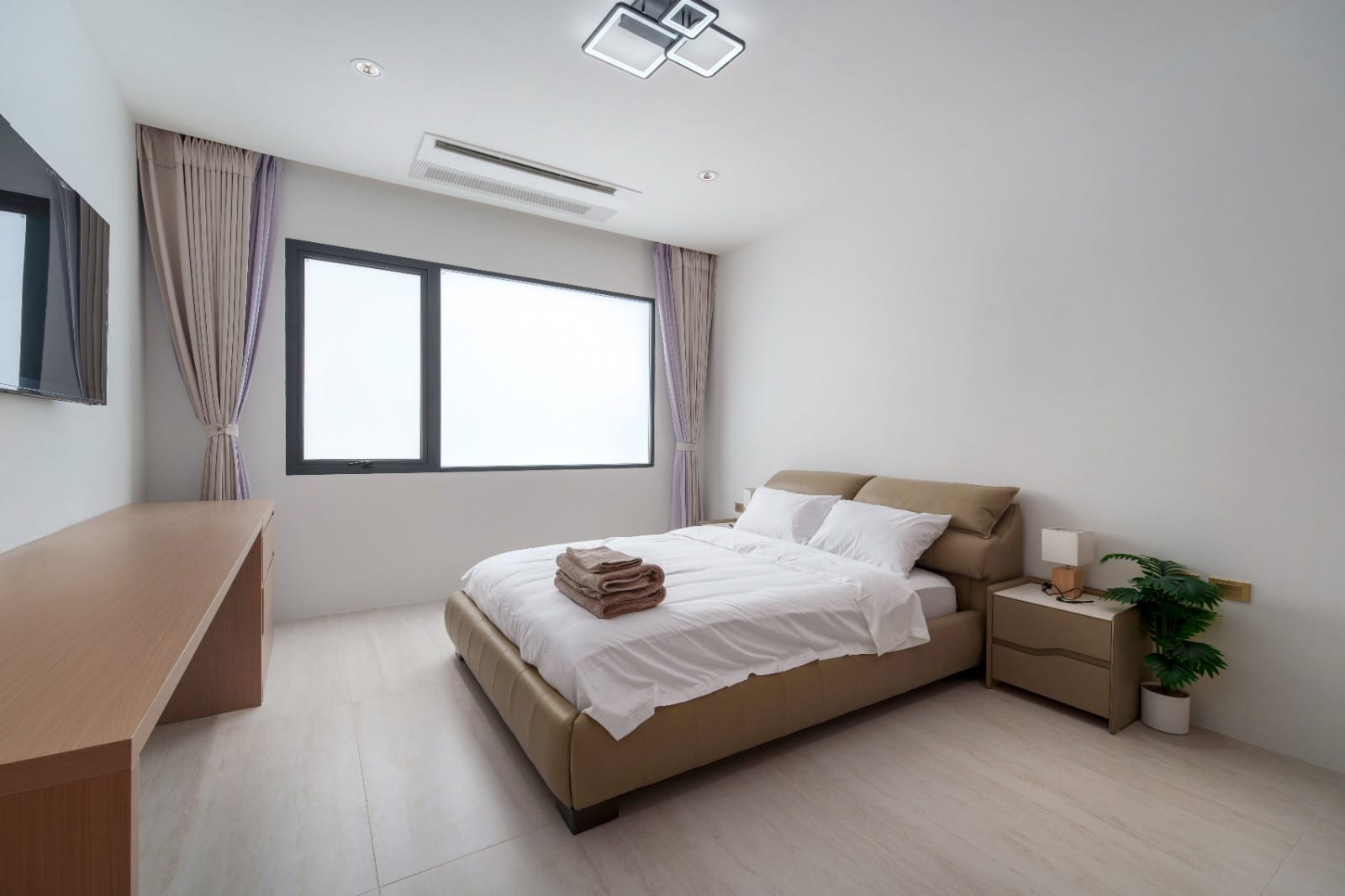 4-Bedroom Villa — Nai Harn 18