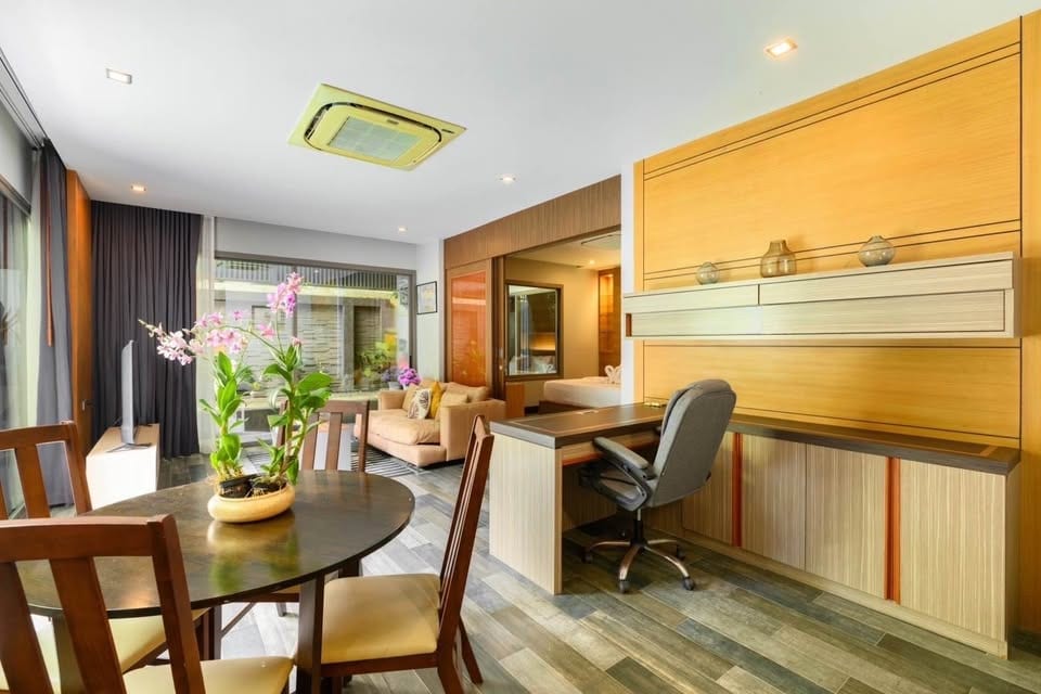 Renovated Pool Villa — Central Rawai 12