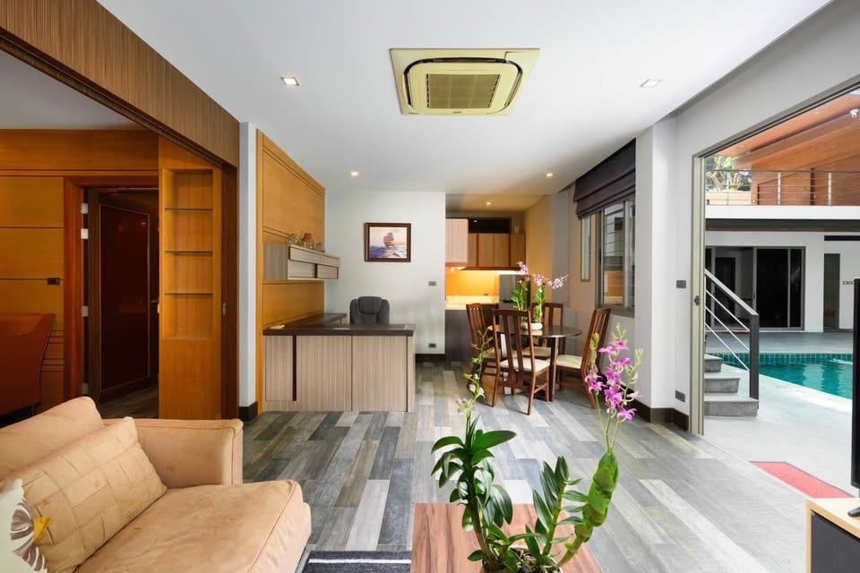 Renovated Pool Villa — Central Rawai 14