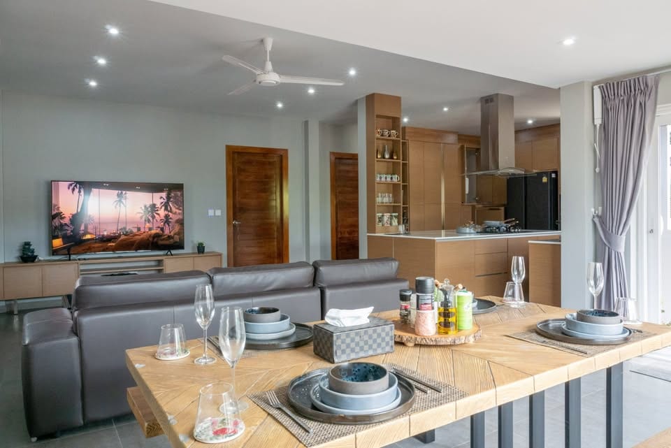 Smart-Home Villa with Solar — Rawai 9