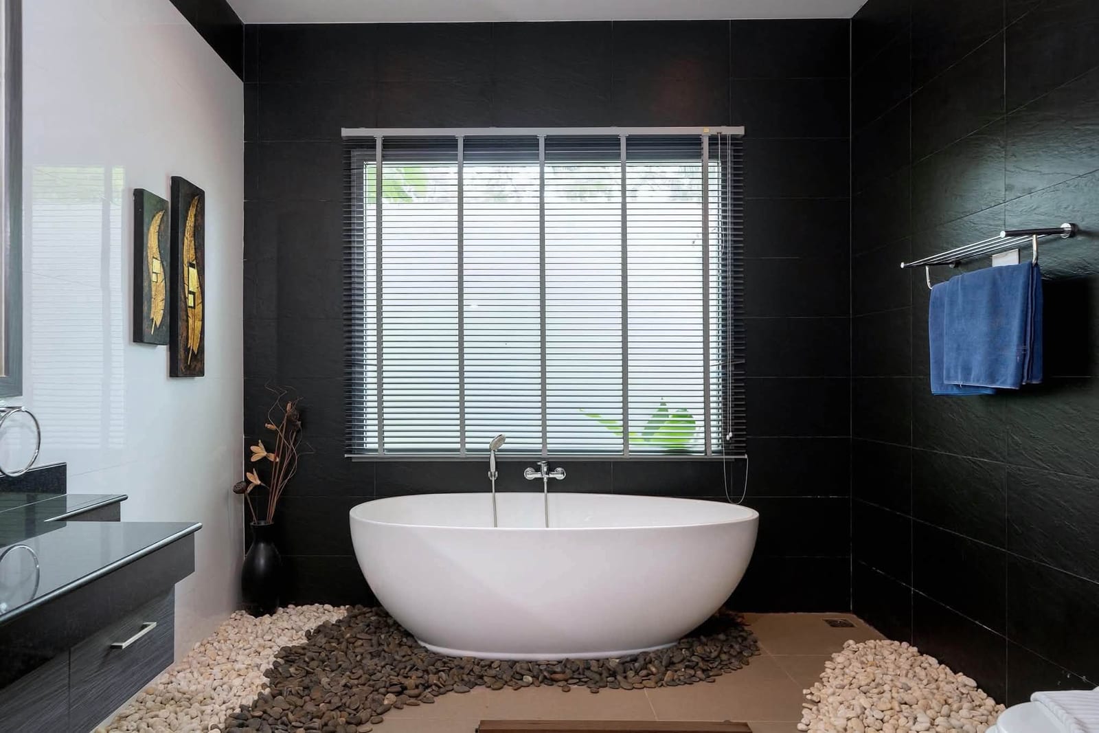 3-Bedroom Villa for Sale in Rawai, Phuket — interior view