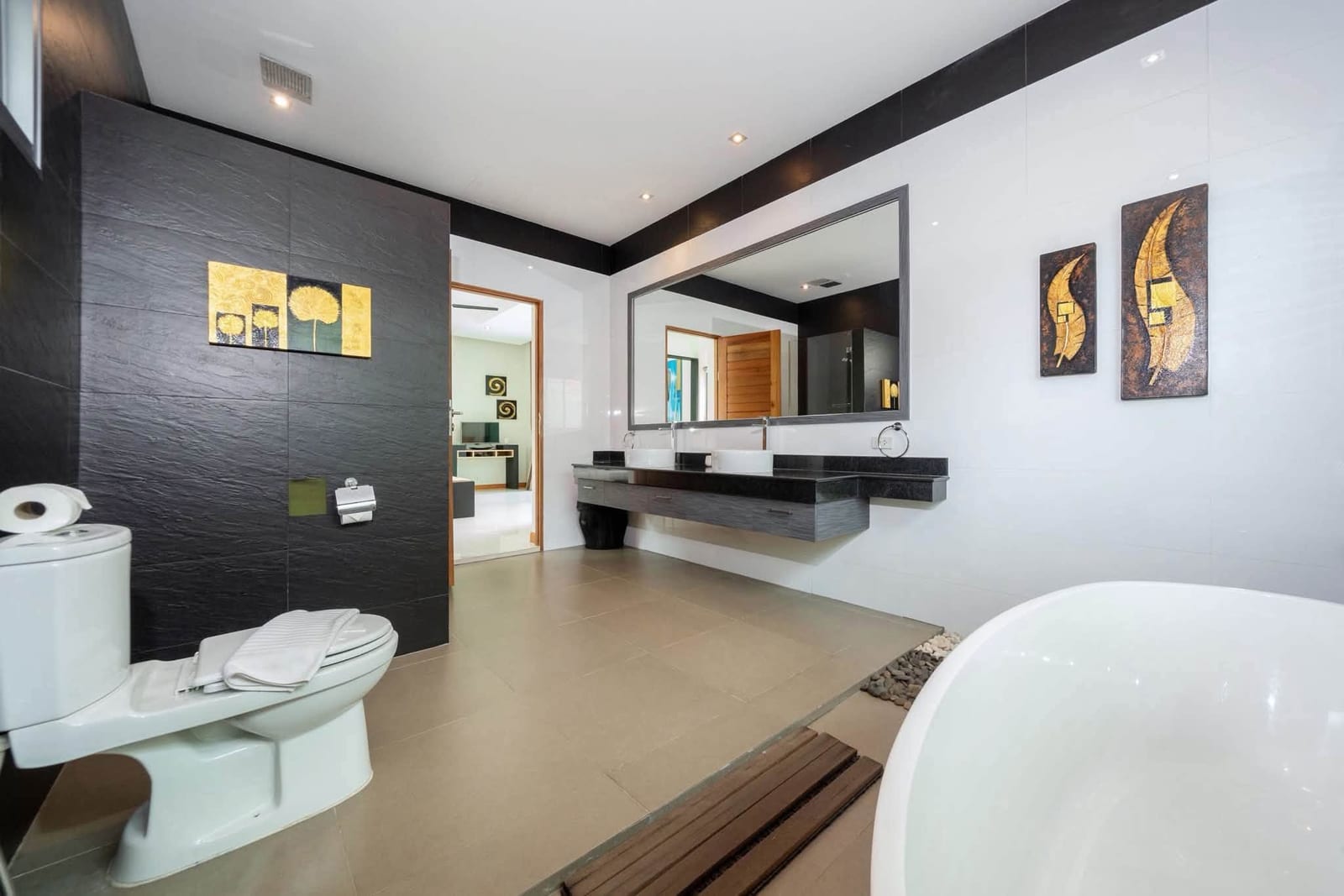 3-Bedroom Villa for Sale in Rawai, Phuket — interior view