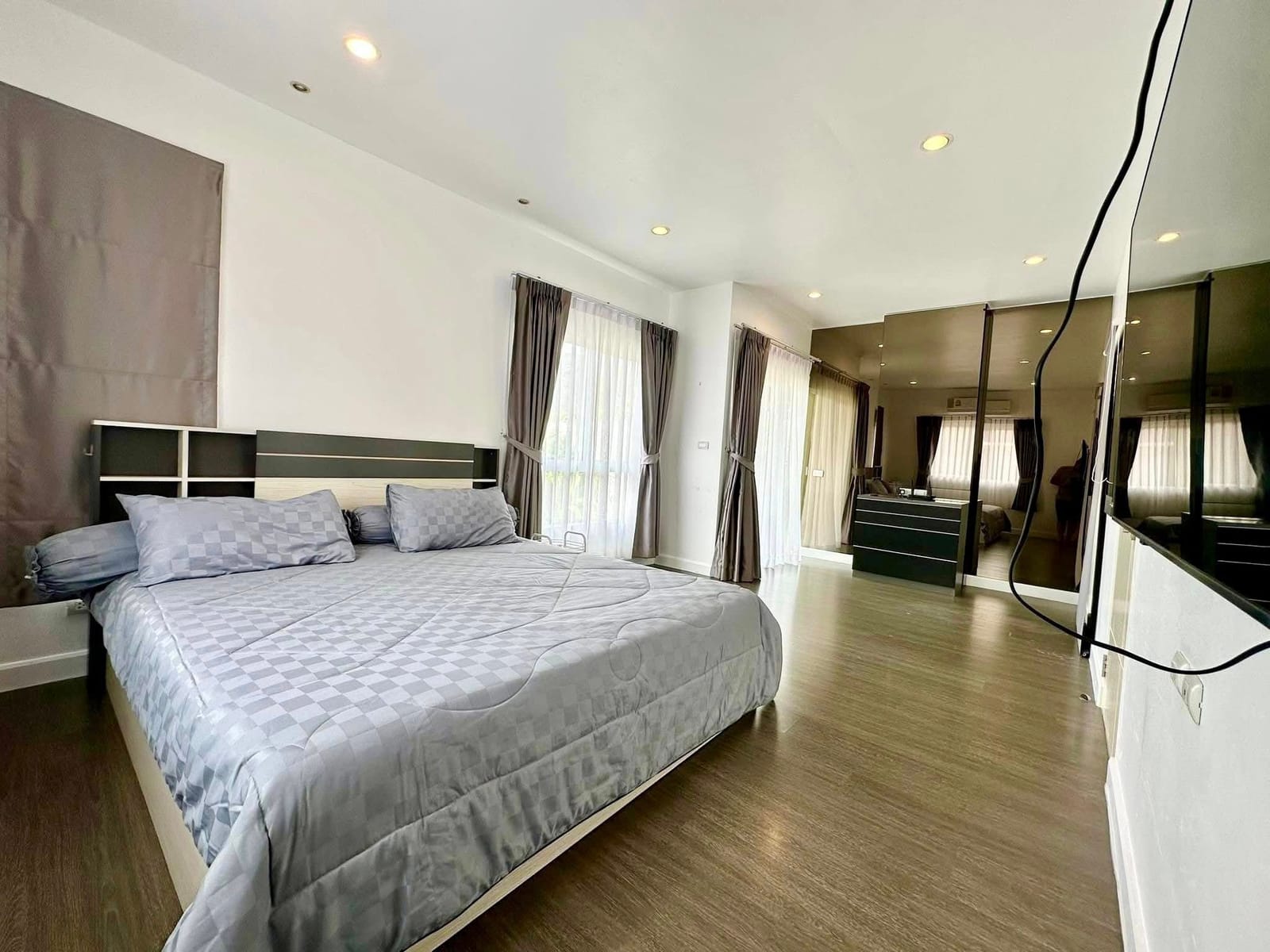 Saransiri Corner House Opposite BIS — Koh Kaew 14