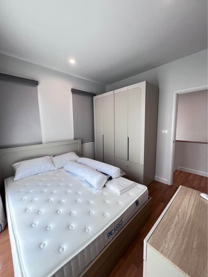 4-Bedroom House with Shared Pool & Gym at Anasiri, Thalang 24