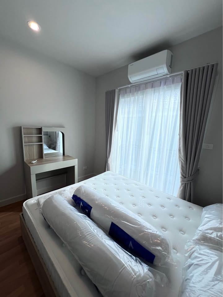 4-Bedroom House with Shared Pool & Gym at Anasiri, Thalang 25