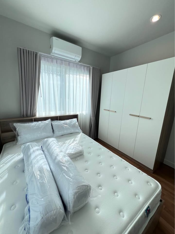 4-Bedroom House with Shared Pool & Gym at Anasiri, Thalang 4