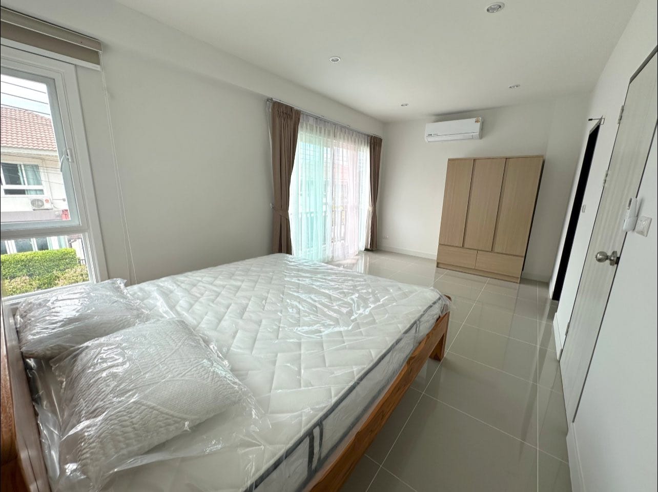 3-Bedroom House for Rent in Supalai Bella, Thalang 8