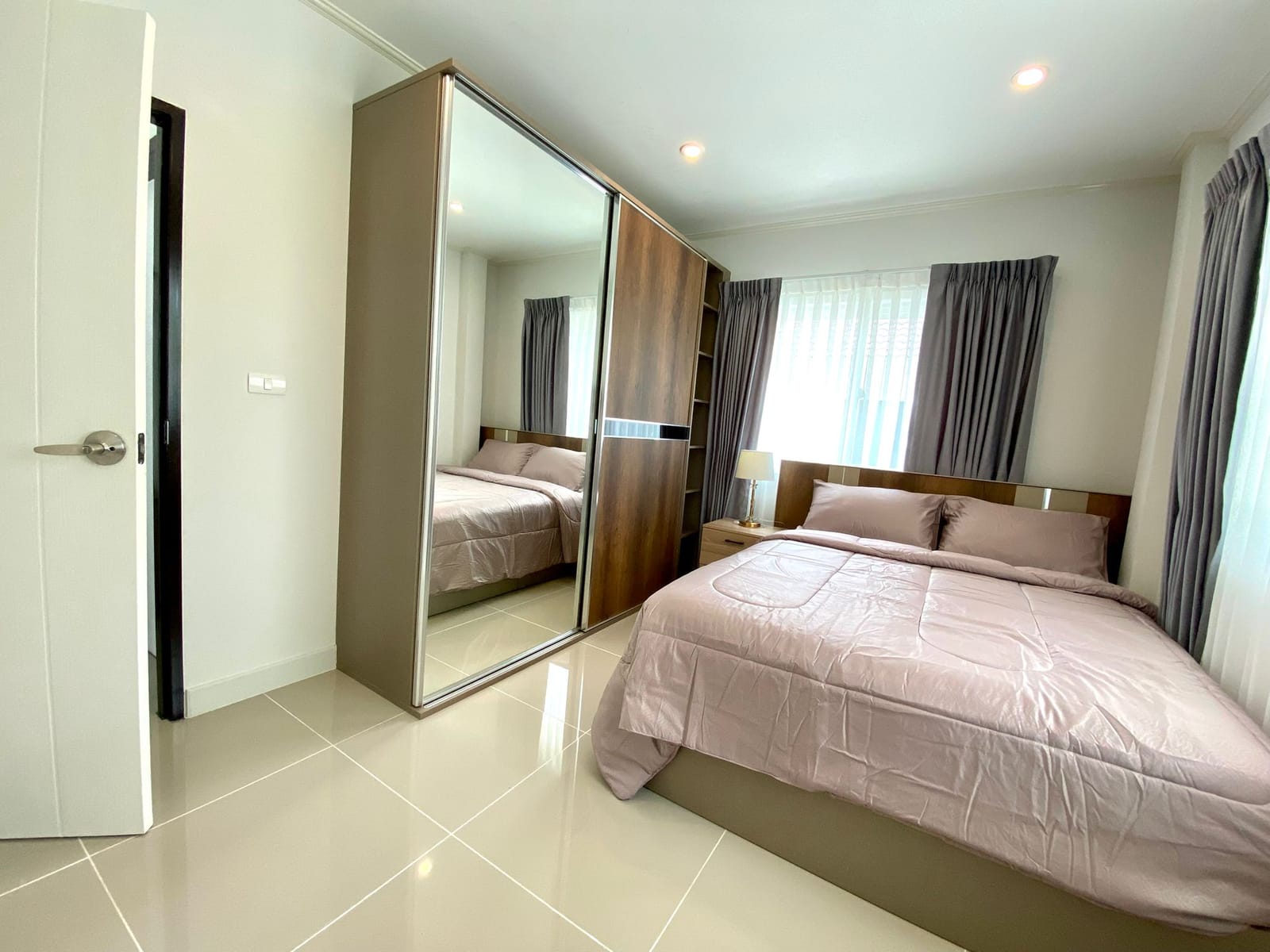 Large 5-Bedroom House for Rent in Thalang, 5 Minutes to UWC 13