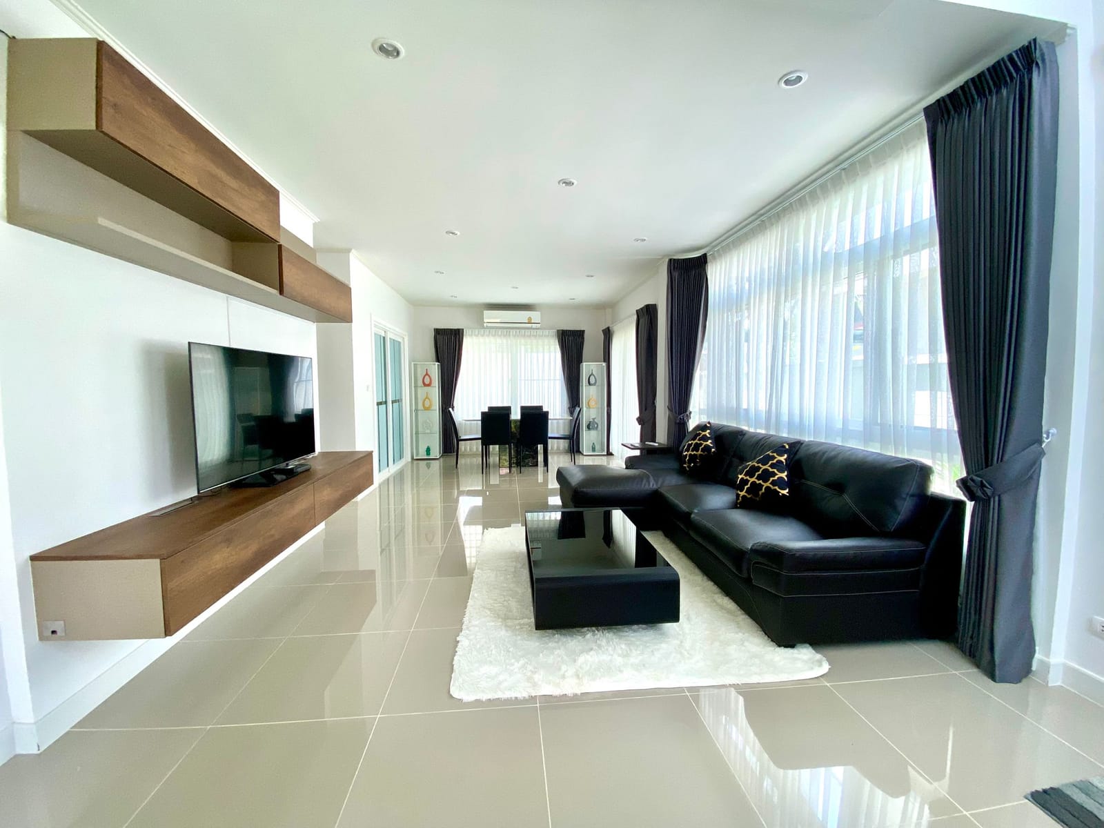 Large 5-Bedroom House for Rent in Thalang, 5 Minutes to UWC 4