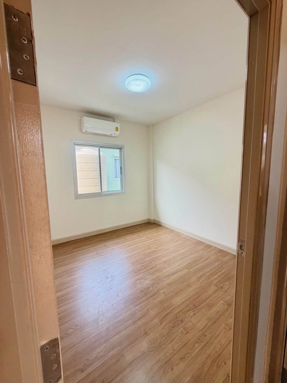 3-Bedroom Townhouse for Sale in Thalang, Phuket — interior view