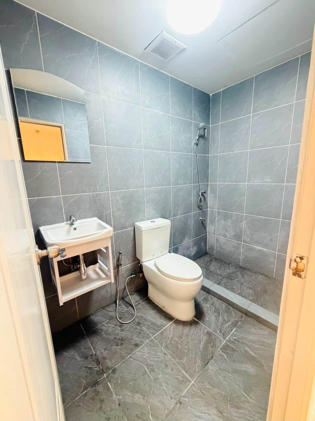 3-Bedroom Townhouse for Sale in Thalang, Phuket — interior view
