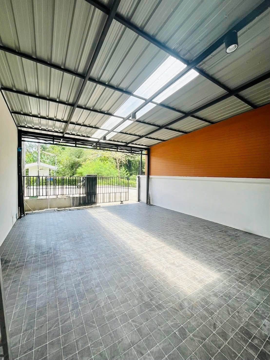 3-Bedroom Townhouse for Sale in Thalang, Phuket — interior view