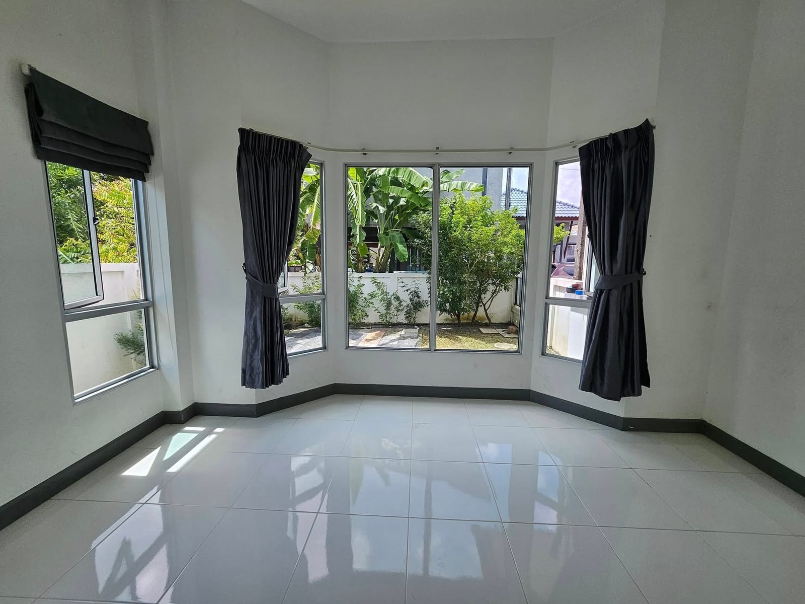Three-Bedroom Unfurnished House Minutes from Robinson — Thalang 4