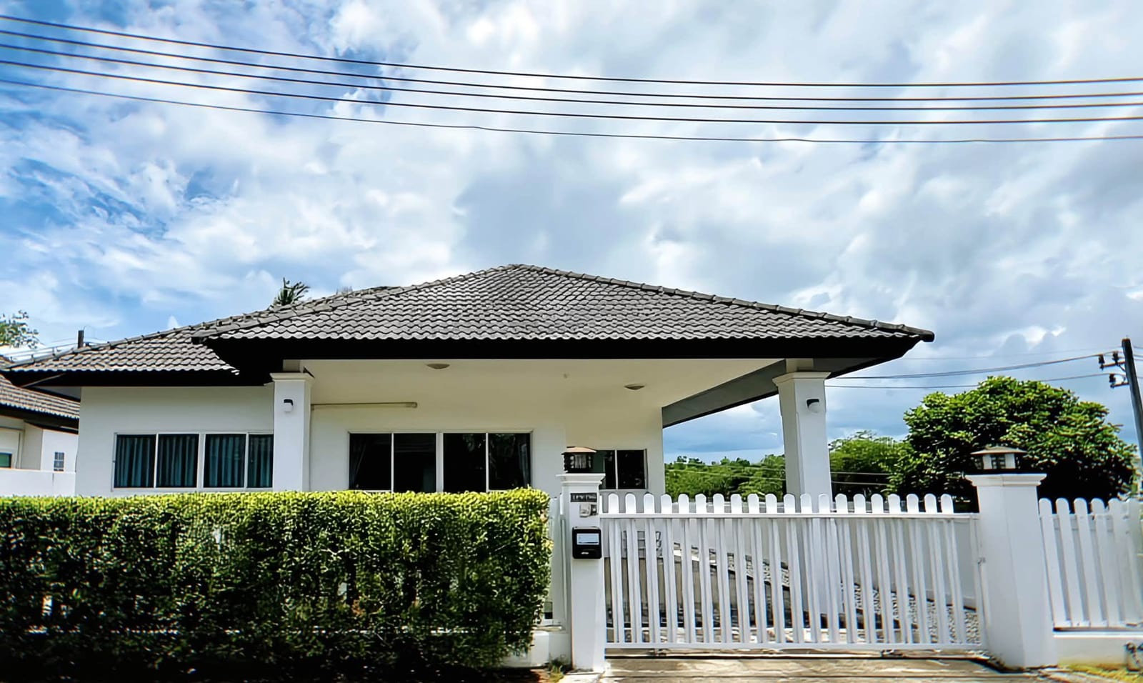 Three-Bedroom Furnished House — Baan Suan Yu Charoen 5, Pa Khlok