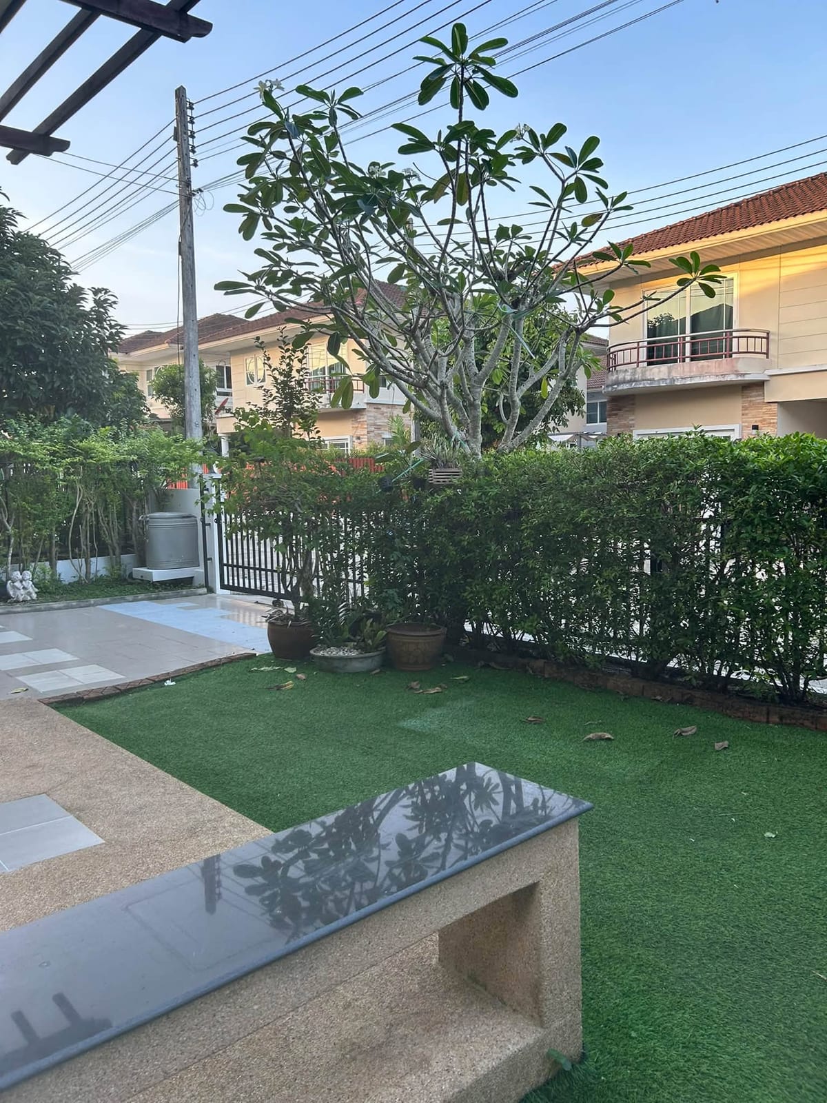 Three-Bedroom House — Supalai Essence, Anusawari 3