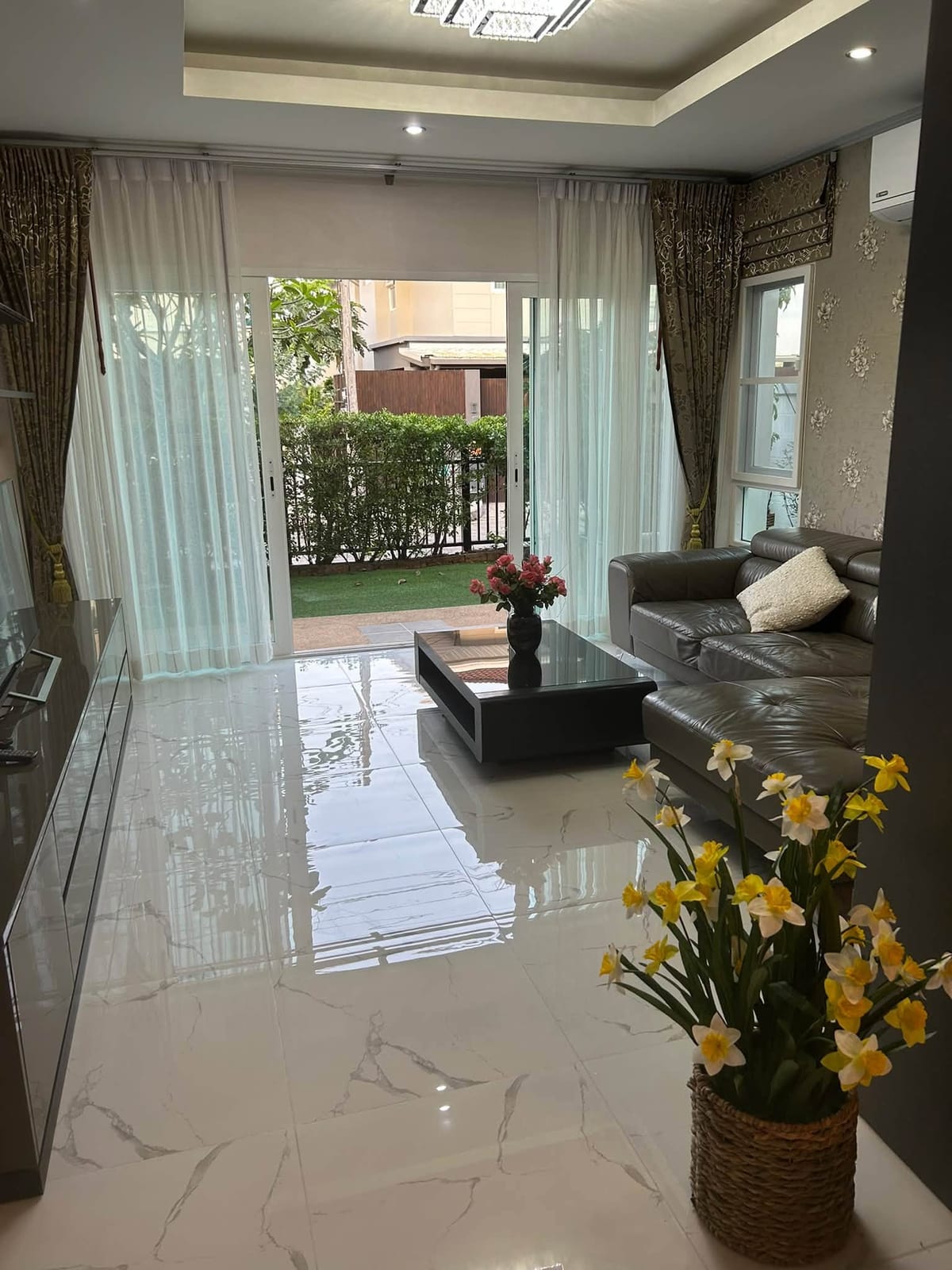 Three-Bedroom House — Supalai Essence, Anusawari 4
