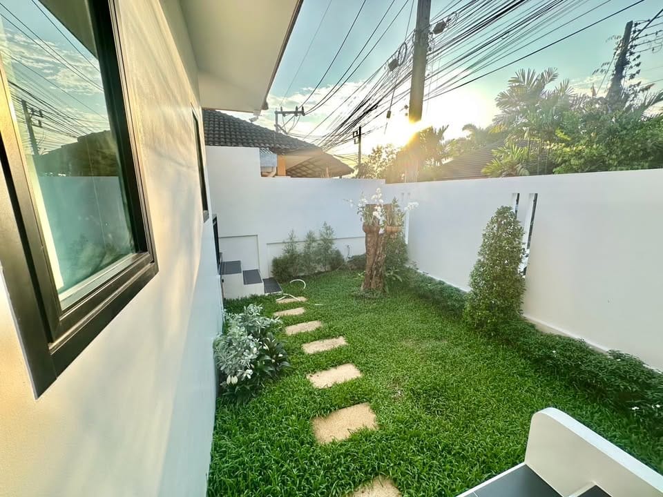Stylish 3-Bedroom House with Office and Bathtub in Thalang 21