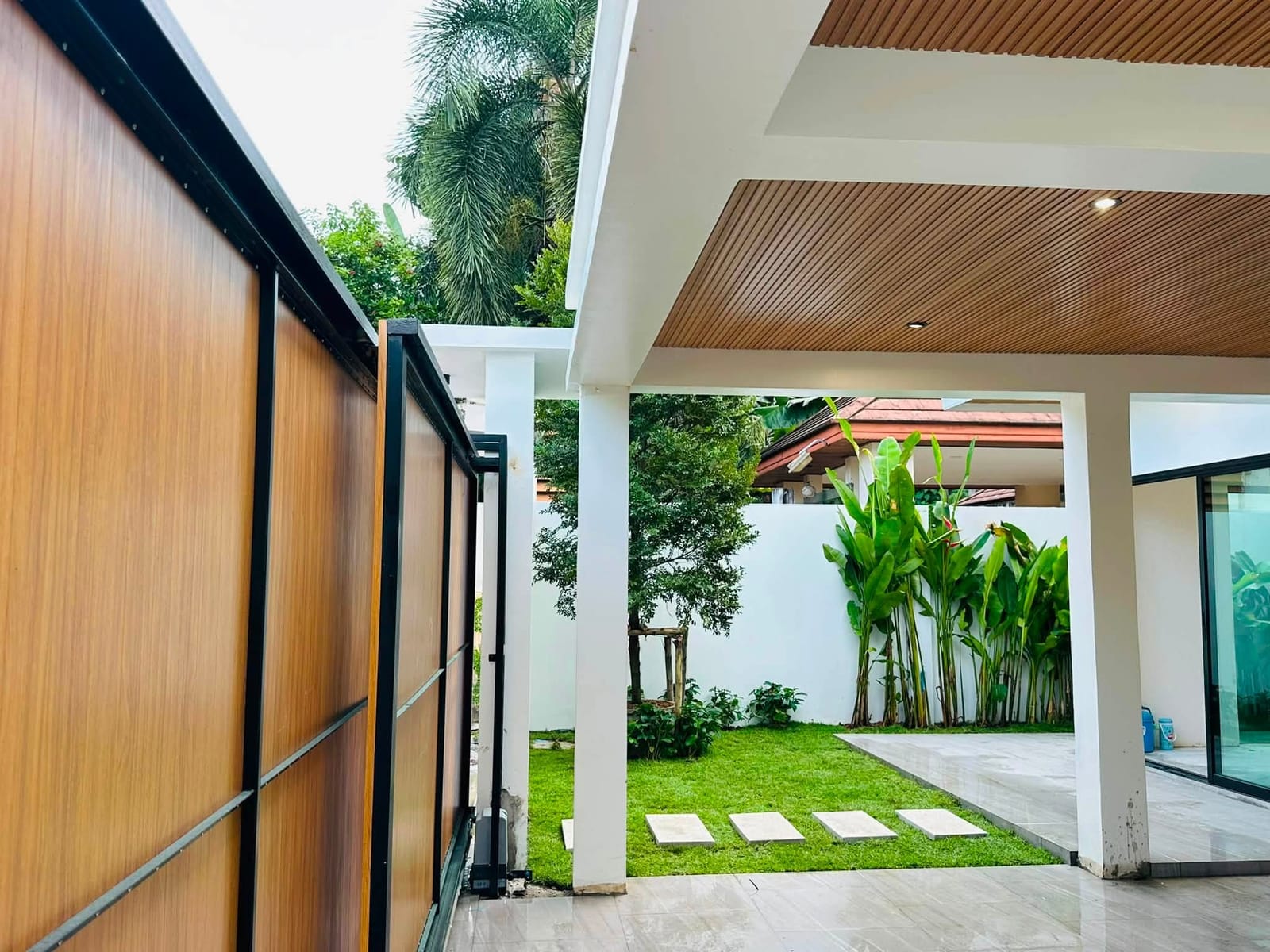 Three-Bedroom House Opposite the Park — Charoensuk Village, Thalang