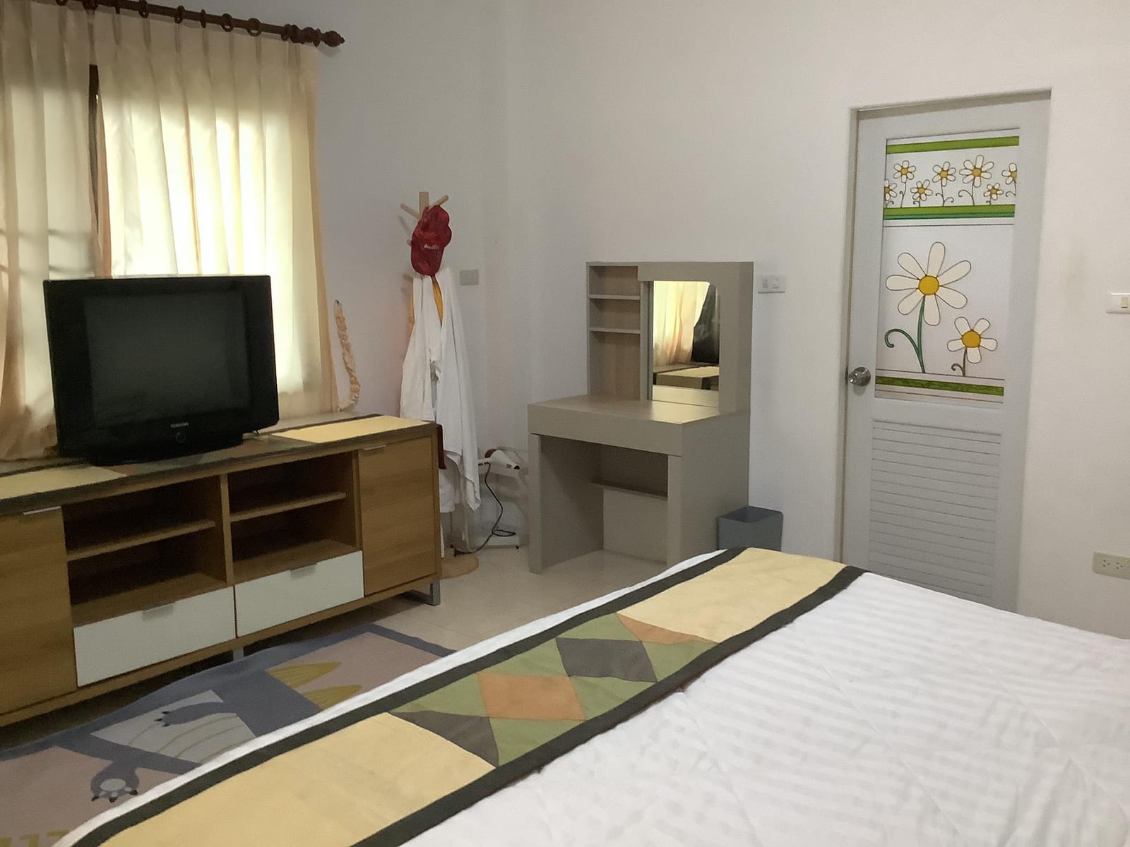 Pet-Friendly Home with Big Garden near Heroines Monument, Thalang 10