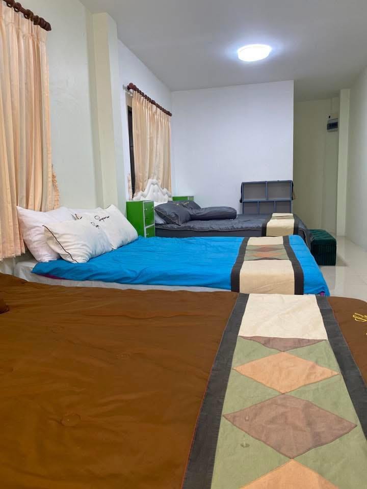 Pet-Friendly Home with Big Garden near Heroines Monument, Thalang 14