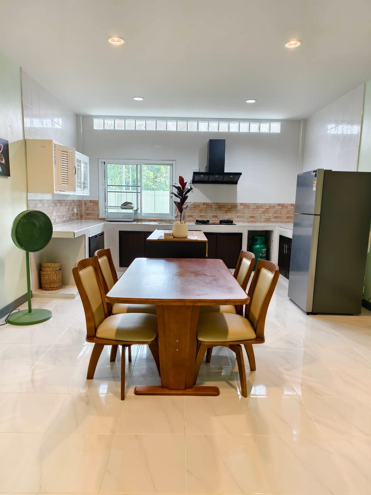 3-Bedroom House for Rent in Thalang, Phuket — interior view