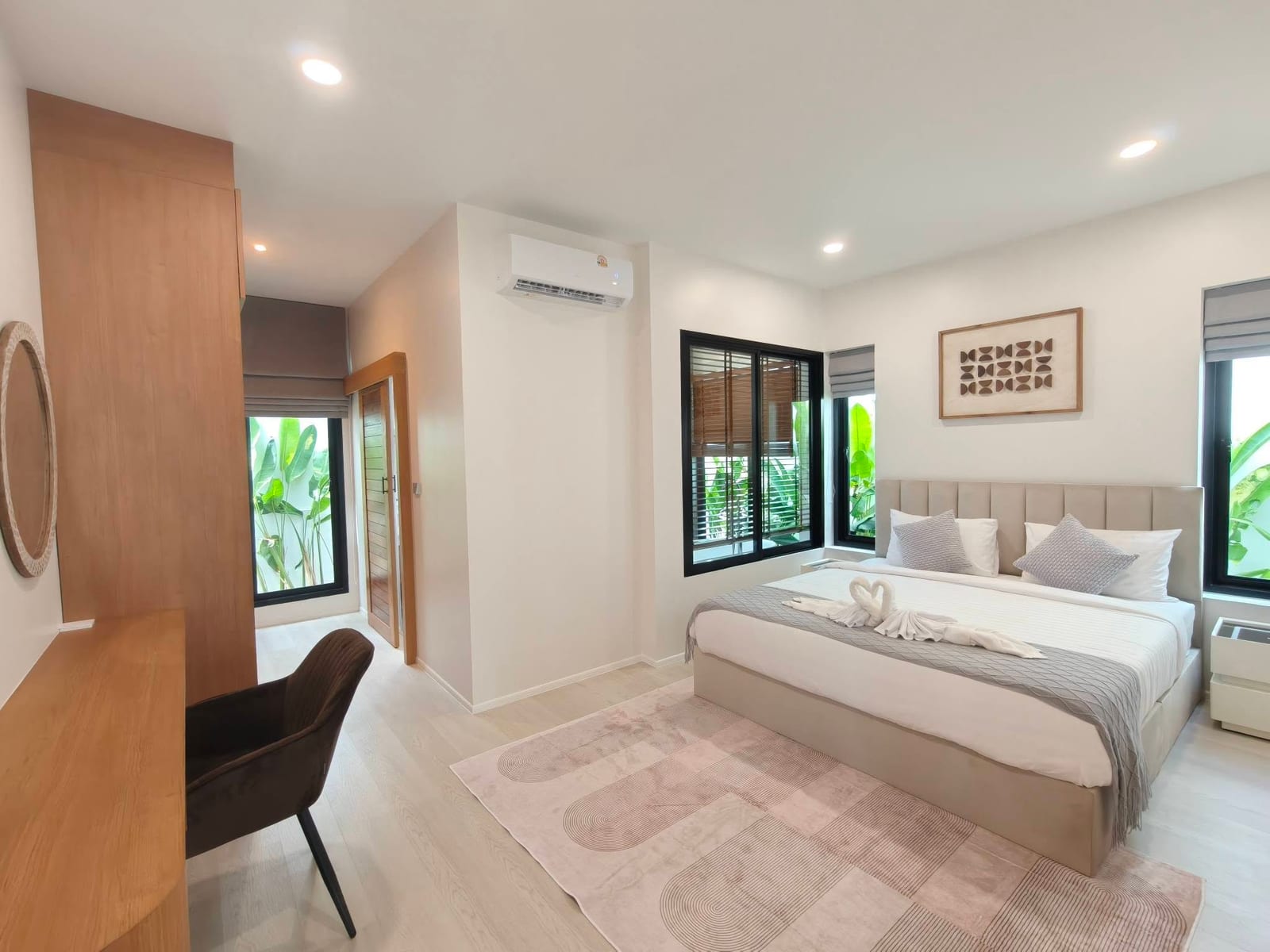 4-Bedroom Villa for Rent in Thalang, Phuket — interior view