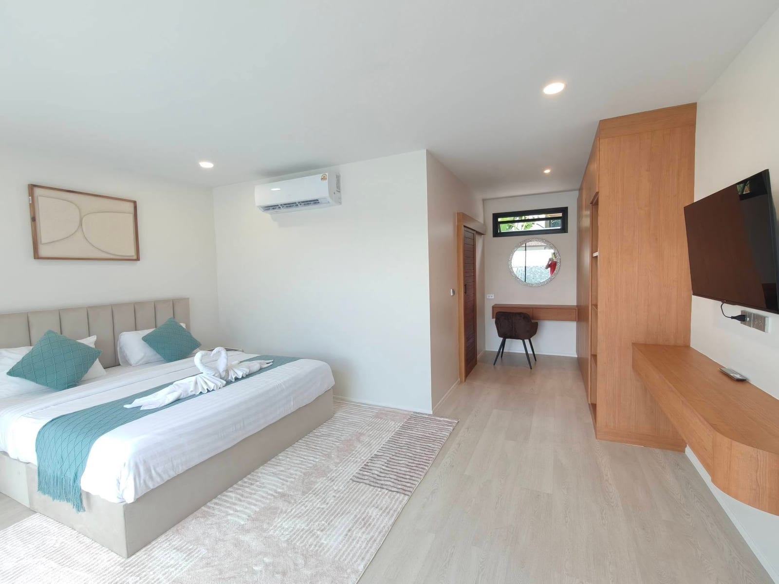 4-Bedroom Villa for Rent in Thalang, Phuket — interior view